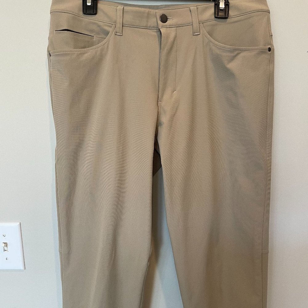 Men's Lulu Lemon Performance Pants